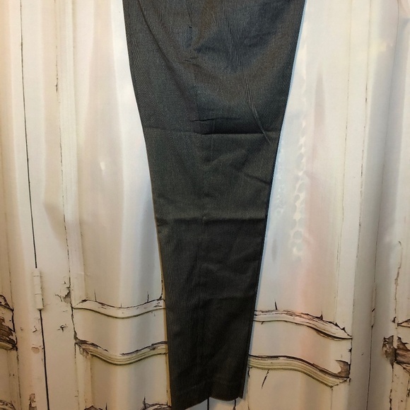 NWT! Ann Taylor Factory "The Ankle" Gray Texture Mid Rise, Slim Leg - Picture 3 of 7